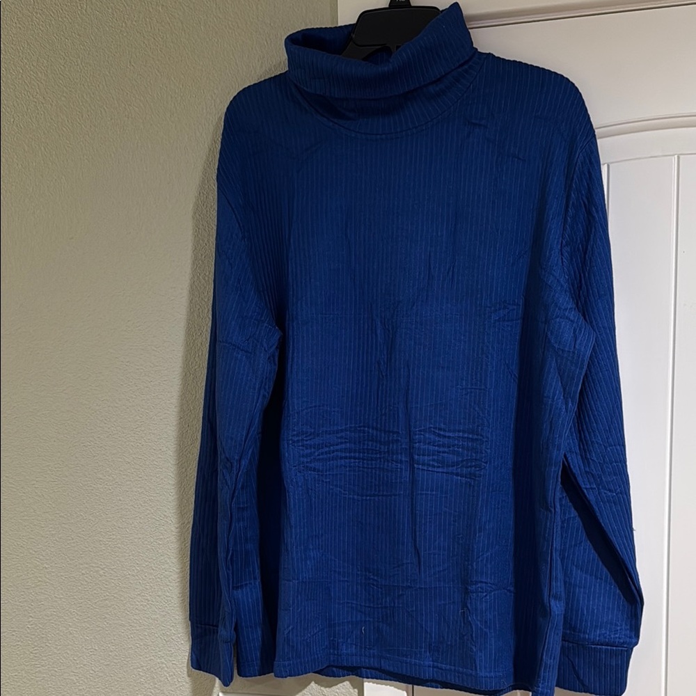 Blue Long Sleeve Crew Neck Tee